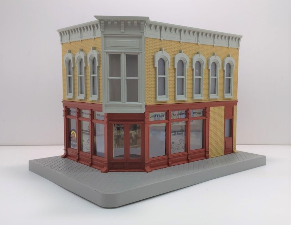 MTH 30-90388 Frisky Business Pet Shop Corner Building w/ Blinking Sign