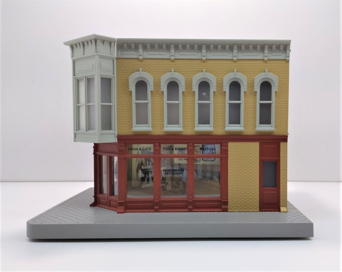 MTH 30-90388 Frisky Business Pet Shop Corner Building w/ Blinking Sign