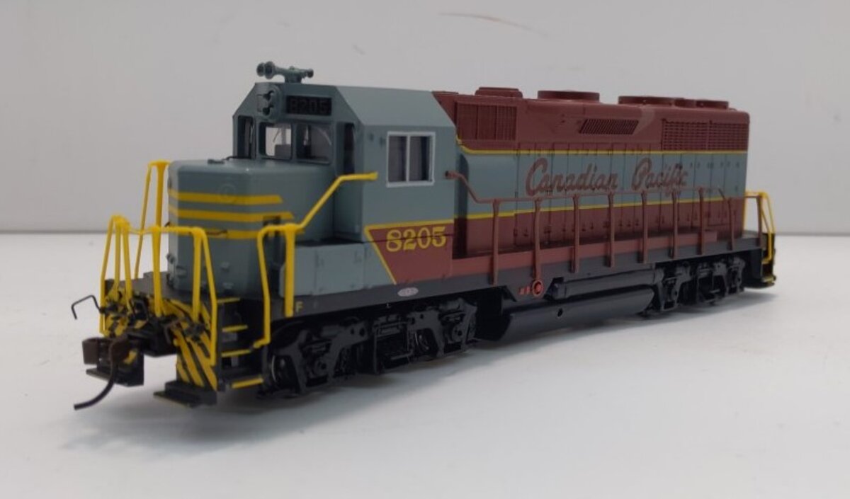 Nスケール BACHMANN #4605 GP-40 EMD DIESEL N Scale - Bachmann Diesel Locomotive GP40 Boston & Maine