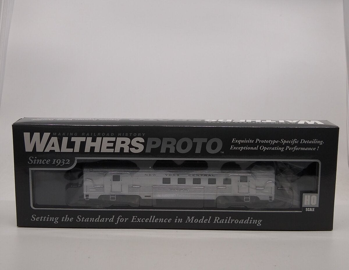 Walthers 920-13065 HO New York Central 63' Budd Railway Post Office RTR