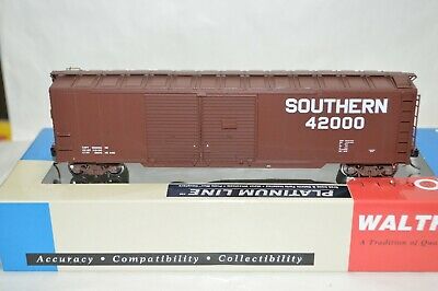 Walthers 932-41655 HO Scale Southern 50' Double Door Boxcar #42000