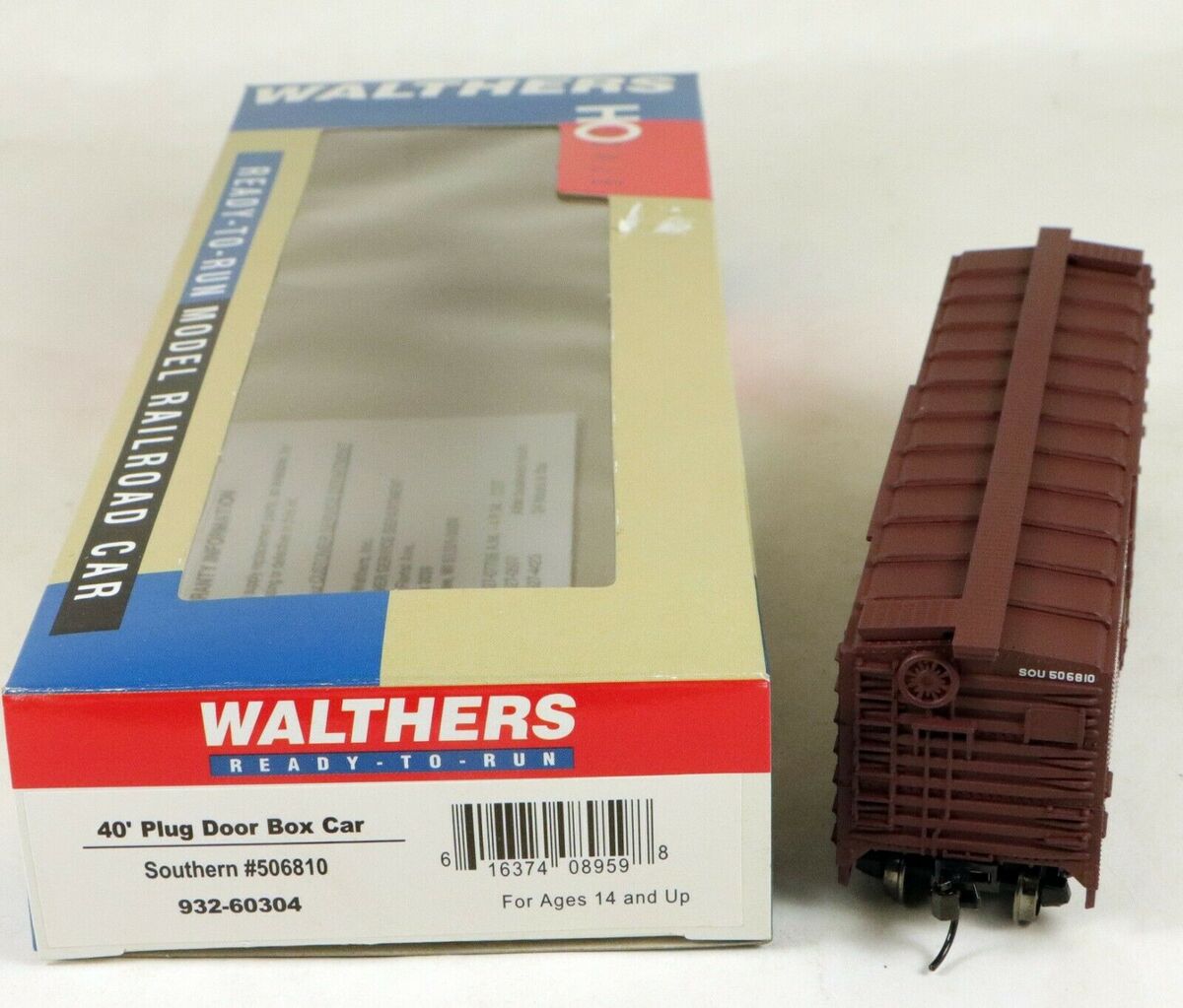 Walthers 60304 40' Plug Door Boxcar Southern #506810