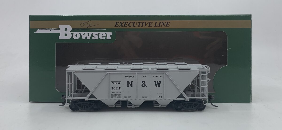 Bowser 40756 HO Norfolk & Western HC-1 Hopper Car #70217