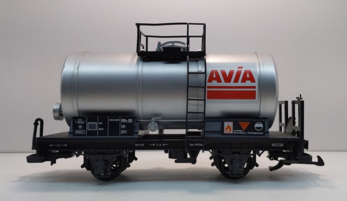 LGB 45405 AVIA® Tank Car