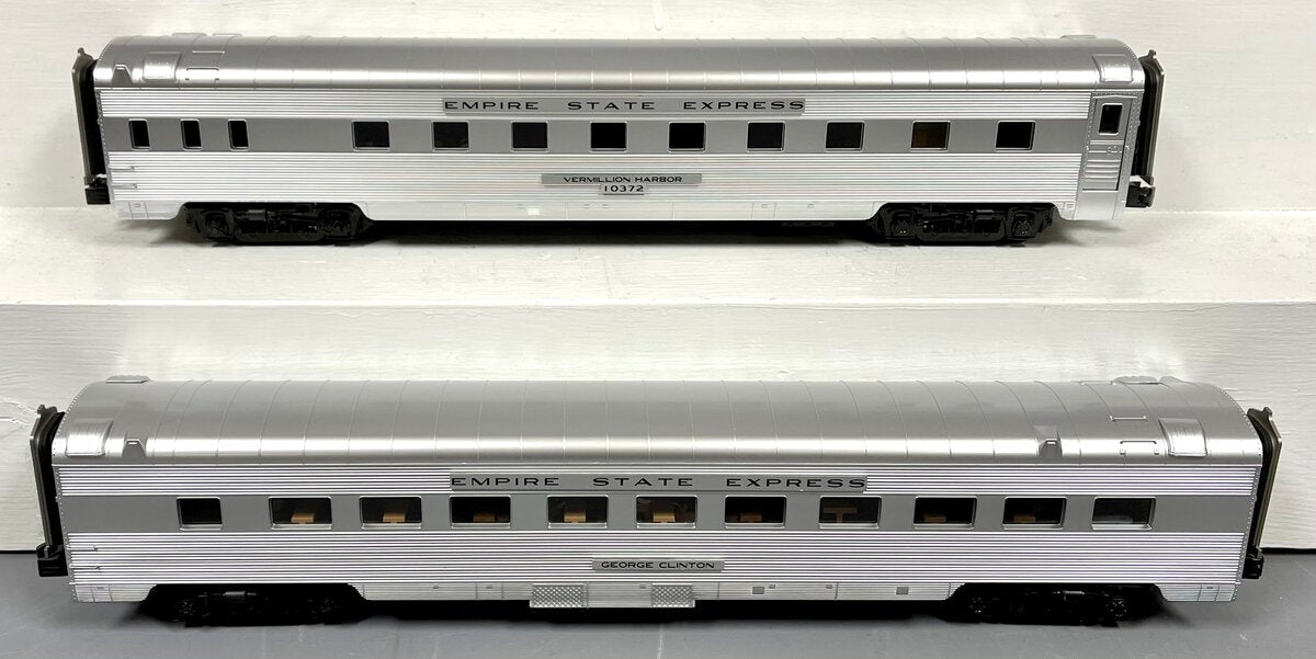 MTH 20-66275 O NYC 70' Streamlined Sleeper/Diner Passenger Set (Set of 2)