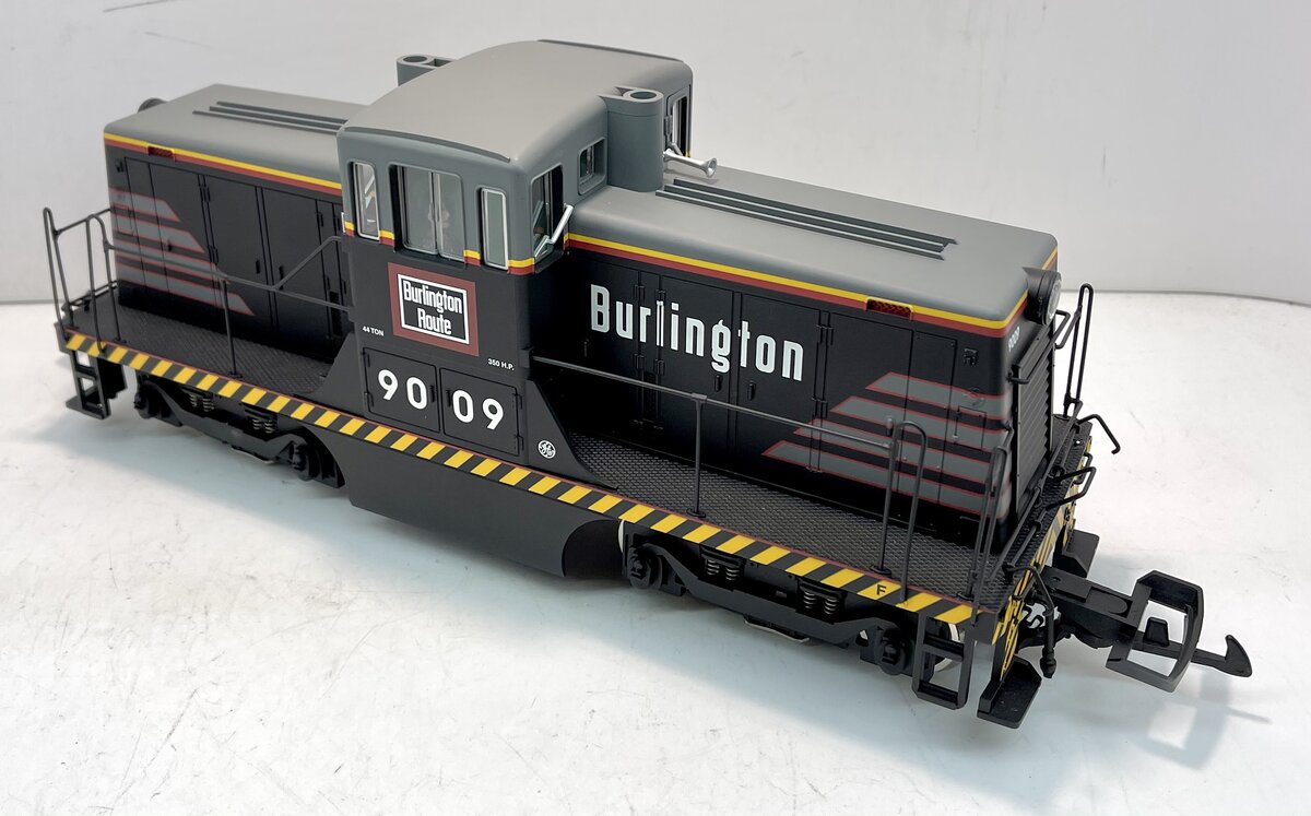 USA Trains R22151 G Burlington 44 Tonner Locomotive