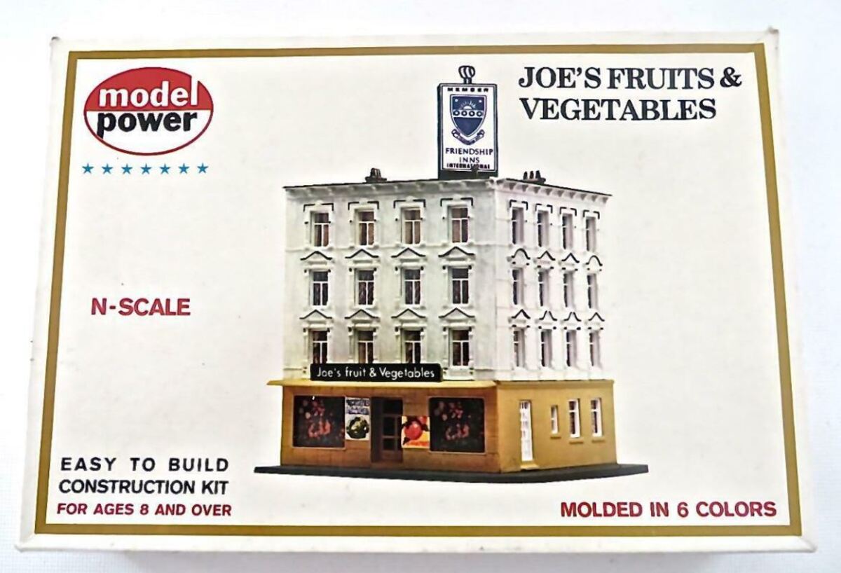Model Power 1536 N Scale Joe's Fruits & Vegetables Model Building Kit