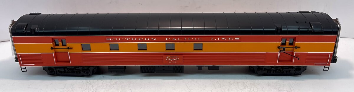 MTH 20-68217 Southern Pacific Lines 70' ABS RPO Passenger Car (Ribbed)