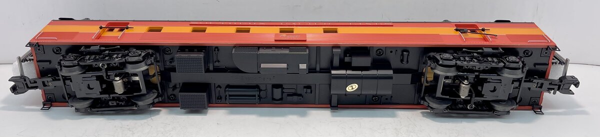 MTH 20-68217 Southern Pacific Lines 70' ABS RPO Passenger Car (Ribbed)