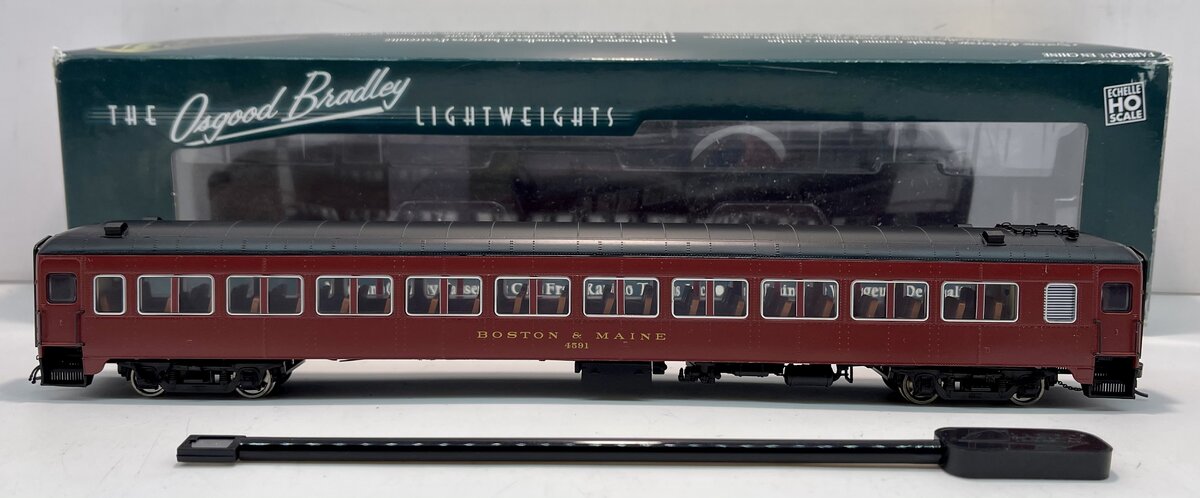 Rapido Trains 109135 HO Boston & Maine 10-Window Coach #4591