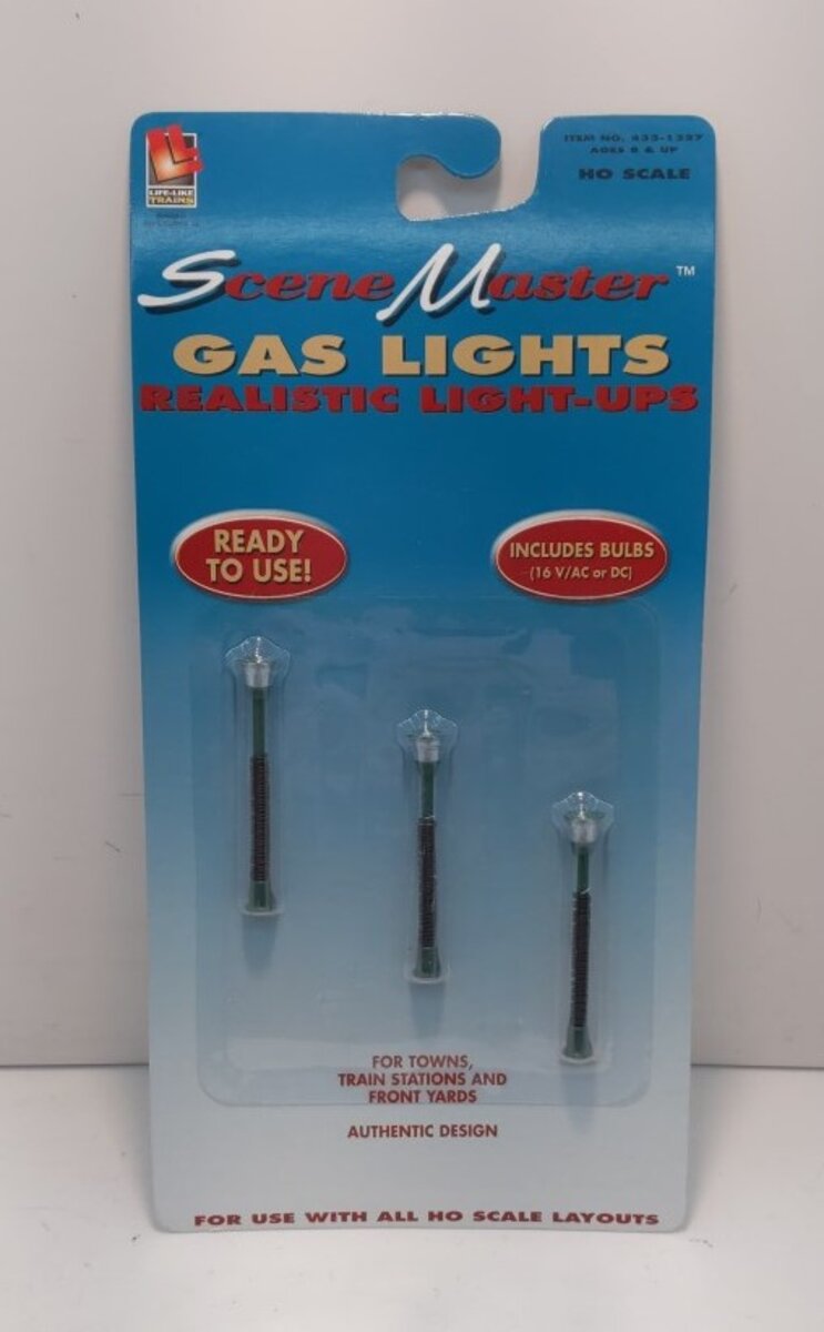 Life Like 433-1257 HO Scale Gas Lights [Pack of 3]
