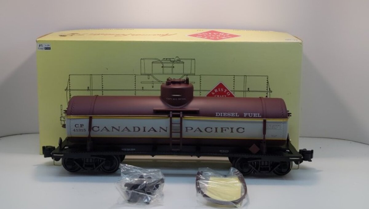 Aristo-Craft 41315 G Scale Canadian Pacific Single Dome Tank Car #41315