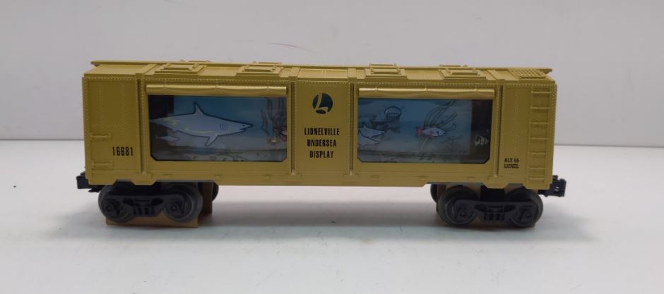 MTH 30-79255 Koi Transport Operating Aquarium Car