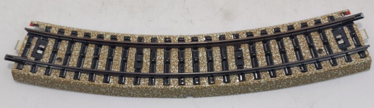 Marklin HO #5116 Track Contact Section, Curved
