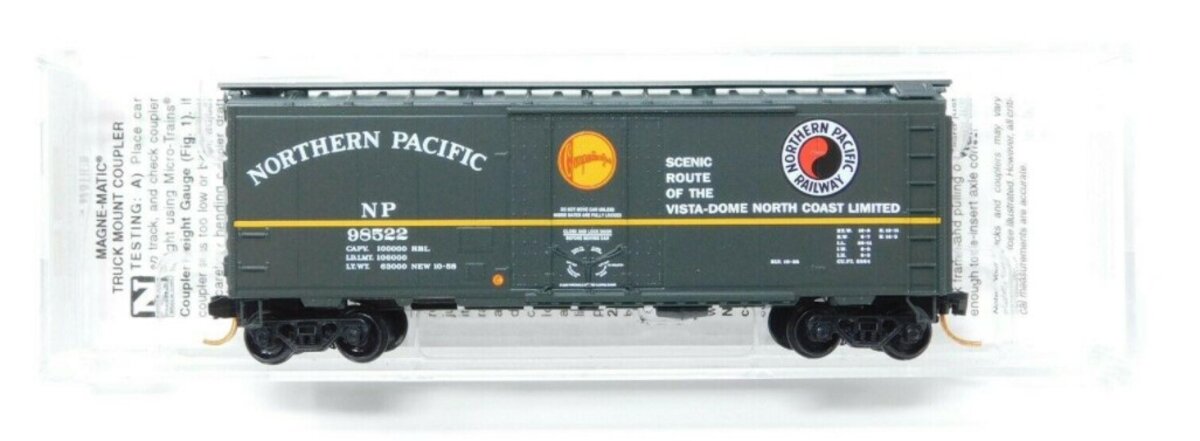 Micro-Trains 02100170 N Northern Pacific 40' Standard Plug Door Boxcar #98522