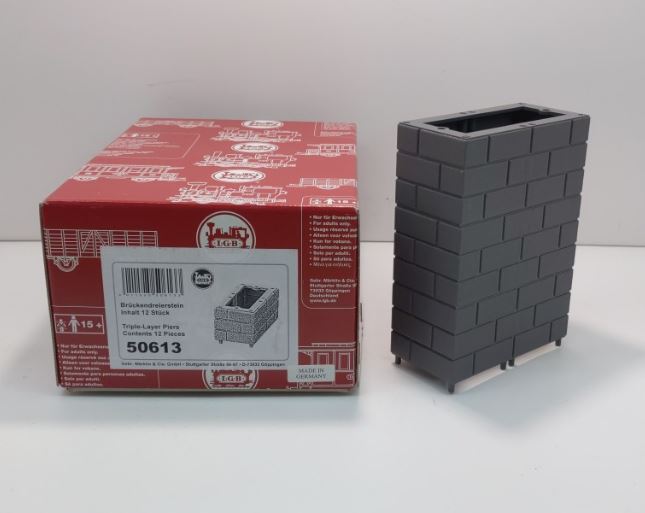 LGB 50613 Triple Layer Pier (12)