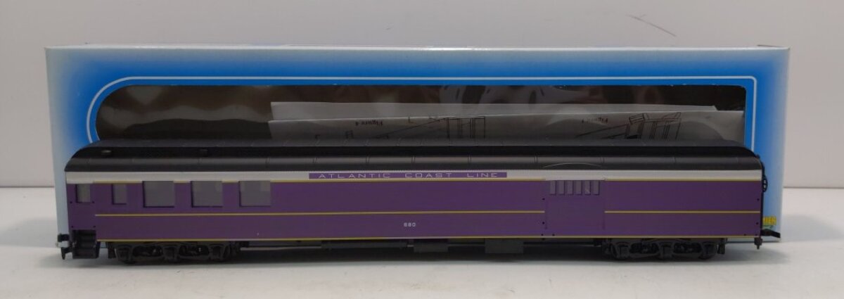 IHC 49002 HO Atlantic Coast Line Heavyweight Combine Car #680