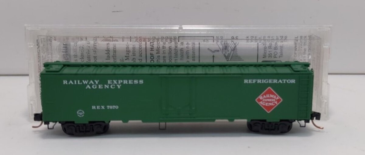 Micro-Trains 05200010 N Railway Express Agency 52' Plug Door Reefer #7870
