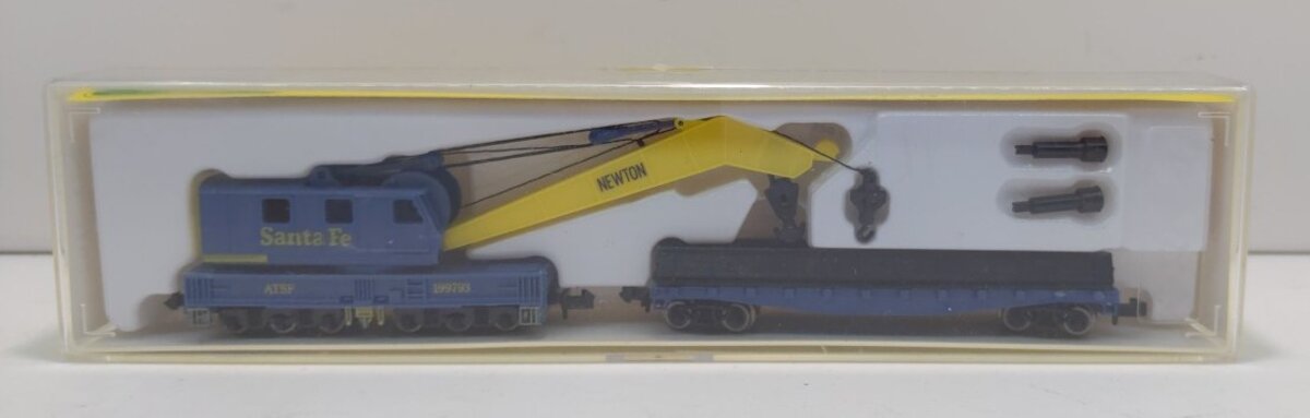 Model Power 3162 N Santa Fe Work Car w/Crane