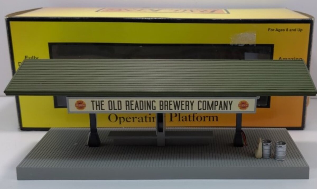 MTH 30-90190 O The Old Reading Brewing Company Operating Freight Platform