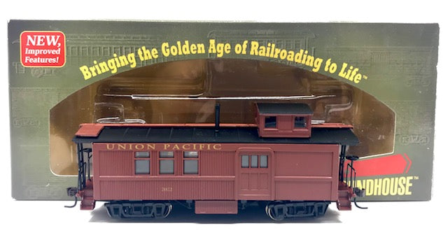 Roundhouse 84330 HO Union Pacific Drover's Caboose #2022
