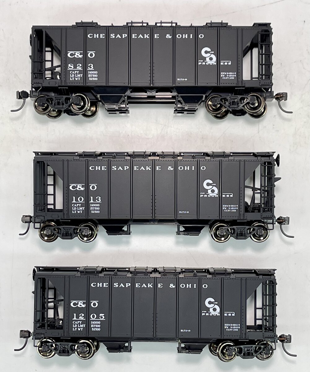 Kato 38-0101 HO C&O A.C.F. 70 Ton Covered Hopper Kit (Set of 3)