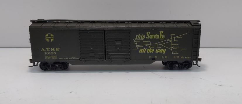 Athearn 2908I HO AT& Santa Fe Super Chief 50'Map Double Door Boxcar #10135 Kit
