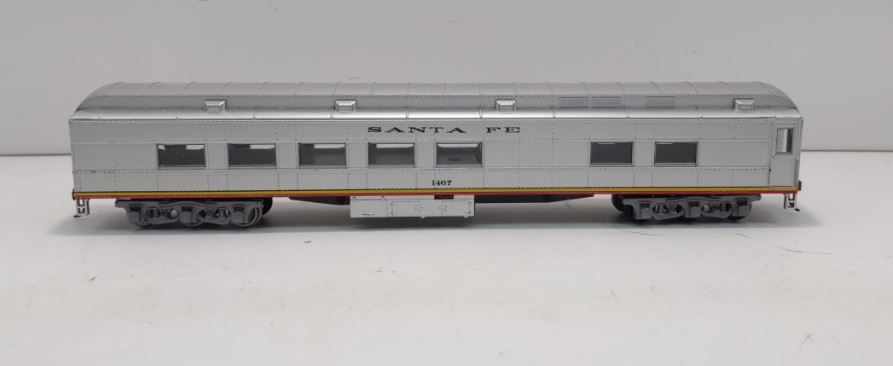 Athearn 2520 HO Scale Santa Fe ATSF Silver Std Diner Car # 1467 Kit