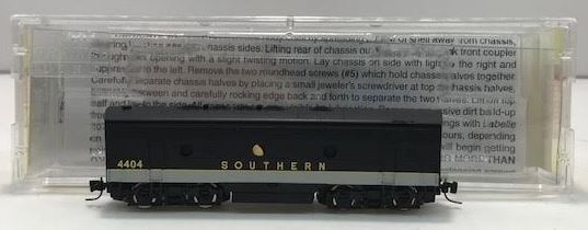 Micro-Trains 98002372 Z Scale Southern Railway EMD F7 B Unit Diesel #4404