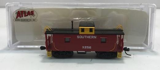 Atlas 50002593 N Scale Southern Cupola Caboose #X256