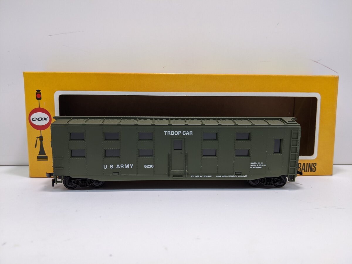 Cox 6122-2 HO US Army Troop Car #5230