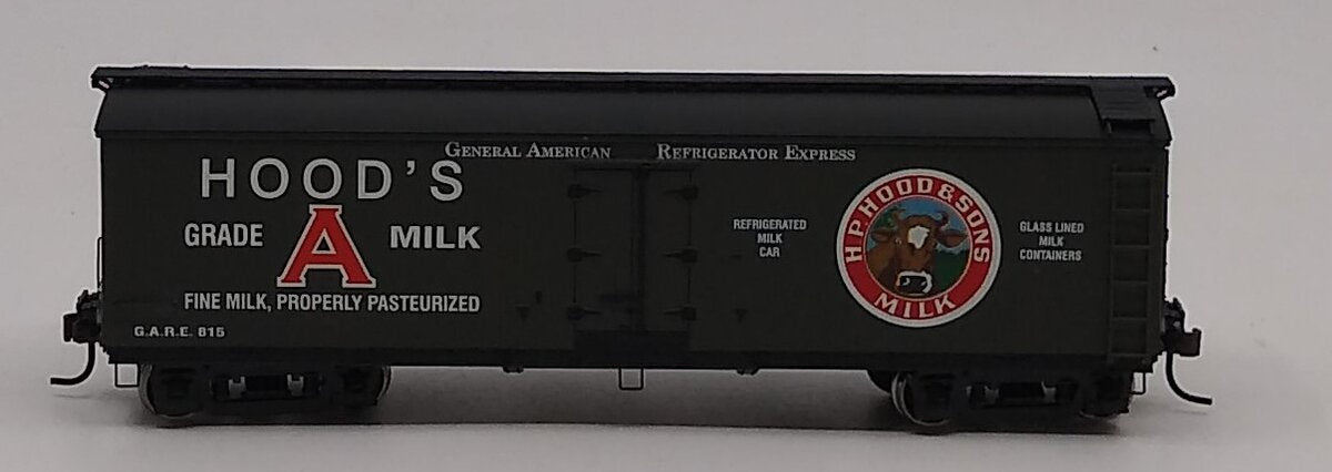 Roundhouse 84648 HO H.P. Hood & Sons 40` Wood Milk Boxcar #815