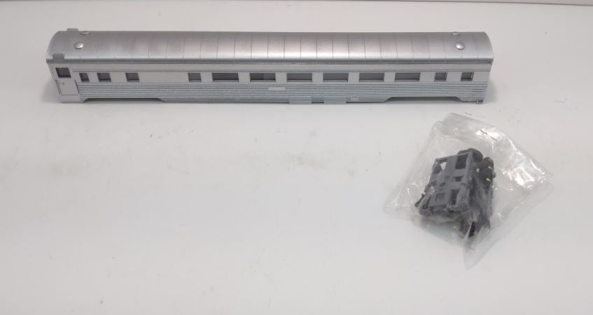Con-Cor 701 HO Undecorated 85' Streamline Corrugated Side Coach