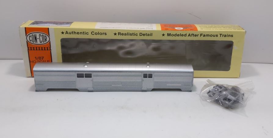 Con-Cor 001-000741 HO Scale Undecorated 70' Corrugated Baggage Car