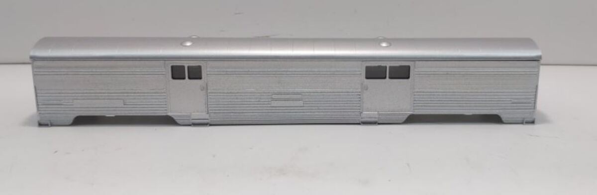 Con-Cor 001-000741 HO Scale Undecorated 70' Corrugated Baggage Car