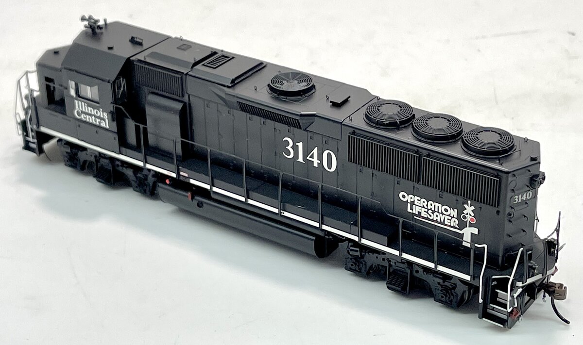 Athearn G65704 HO IC/Black GP50 Phase 1 GP40-3 Diesel Locomotive #3140