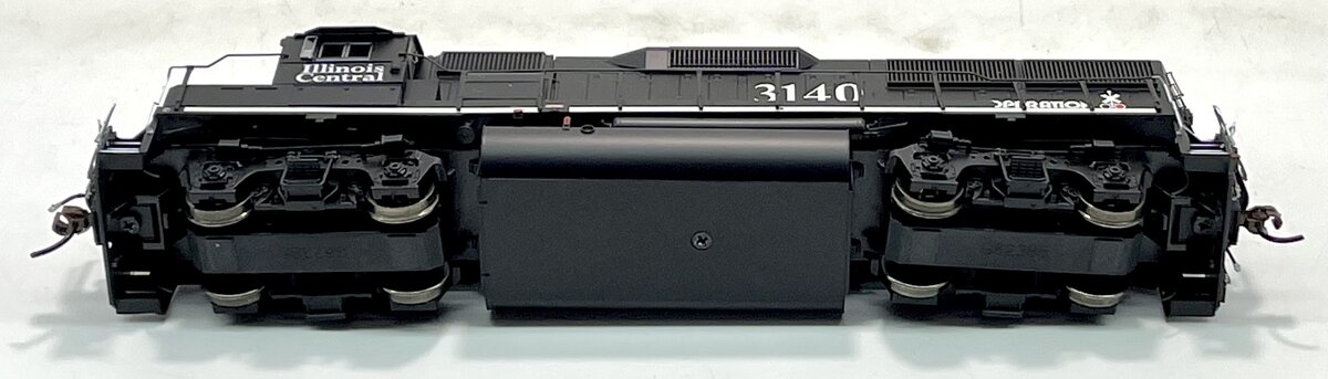 Athearn G65704 HO IC/Black GP50 Phase 1 GP40-3 Diesel Locomotive #3140