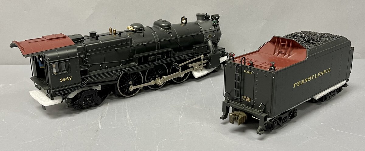 Lionel 6-11327 Pennsylvania Prewar K4 Steam Locomotive & Tender #3667