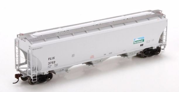 Athearn 89582 HO Farmland Trinity 3-Bay Covered Hopper #3752