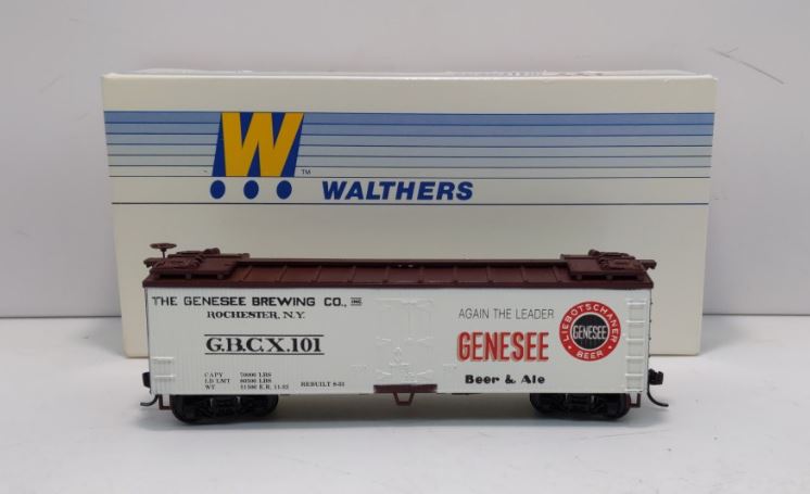Walthers 932-2474 HO Genesee 40 Ft DS Wood End Reefer #GBCX107