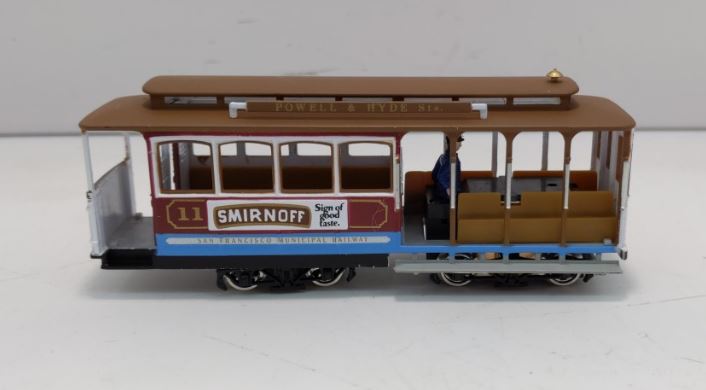 Bachmann 41-0605-G1 HO San Francisco Powered Cable Car
