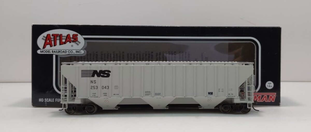 Atlas 20003941 HO Norfolk Southern Thrall 4750 Covered Hopper Car #253043