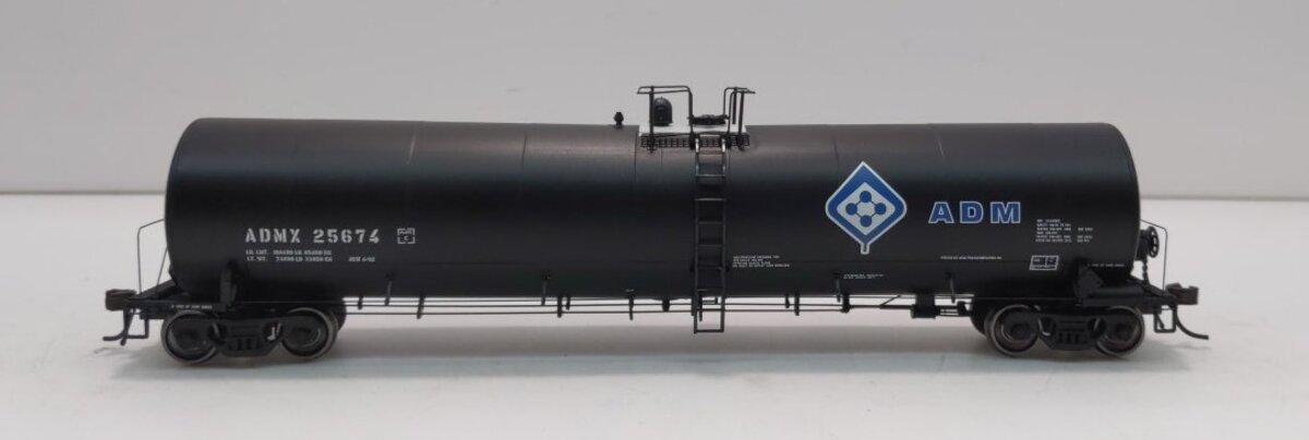 Atlas 20003836 HO Archer-Daniels-Midland Trinity 25,500-Gallon Tank Car #25675