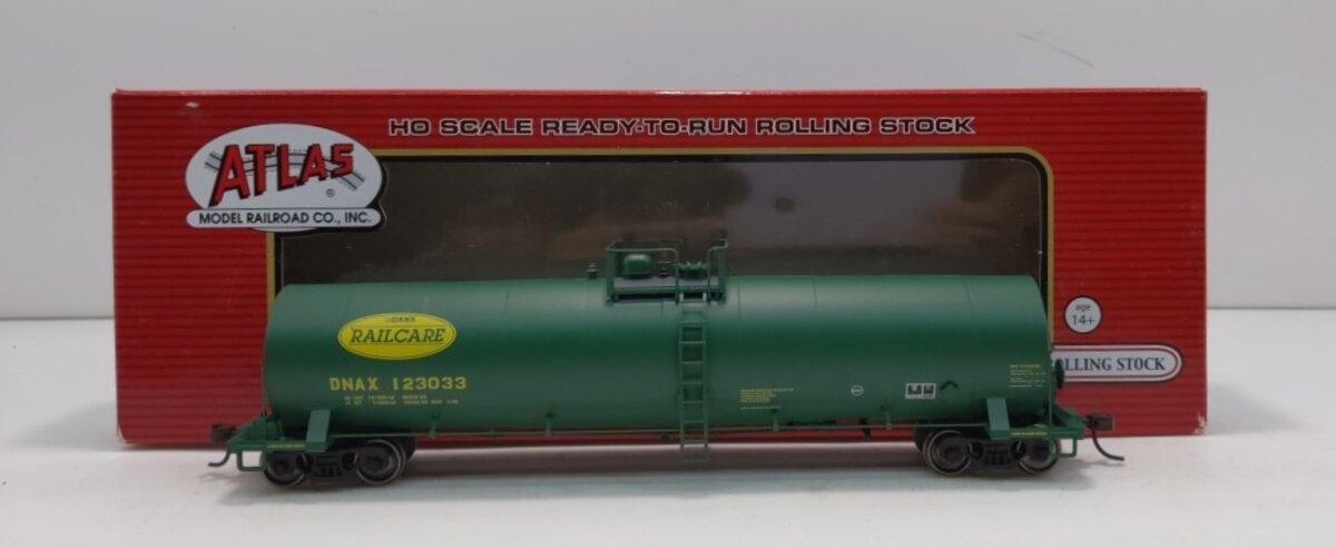 Atlas 20003164 HO 23,500-Gallon Tank, Dana Railcare #123033