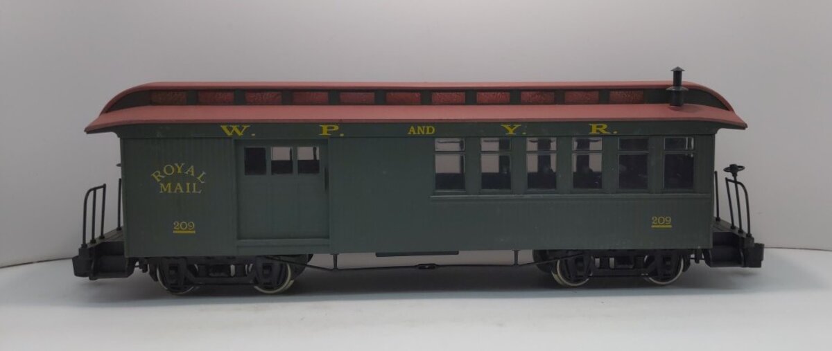 Bachmann 89392 White Pass & Yukon Combine Passenger Car