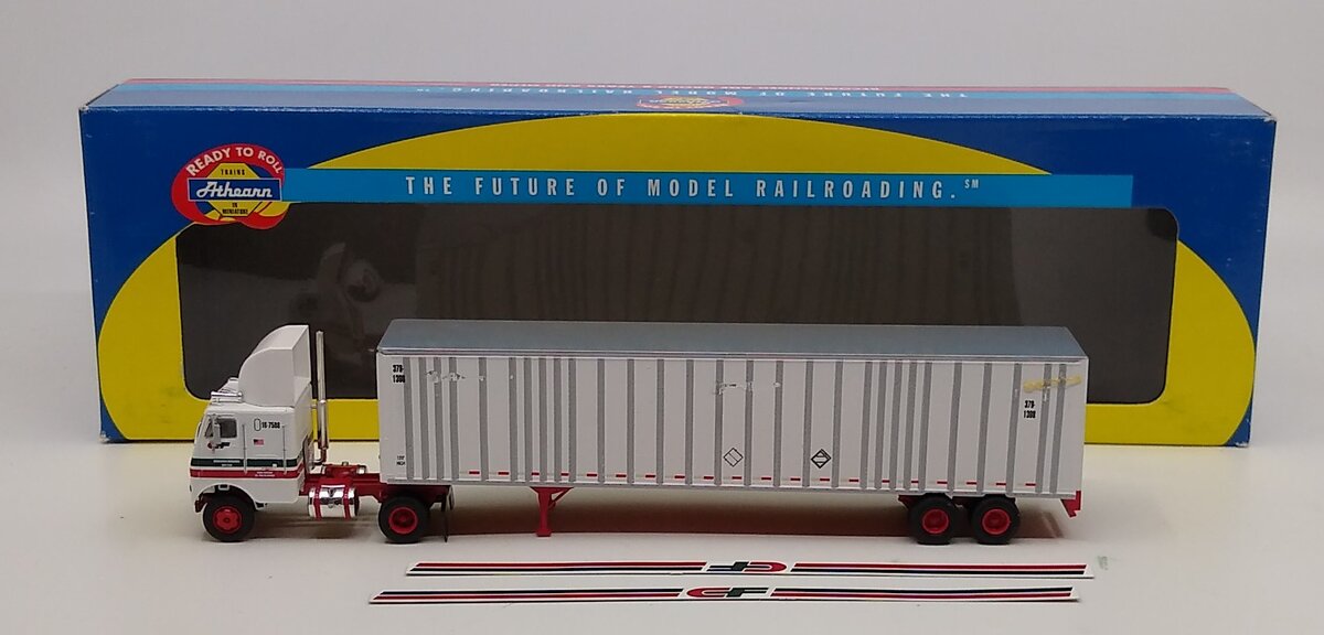 Athearn 91081 HO Consolidated Freightways 48' Wedge Trailer & Freight Liner