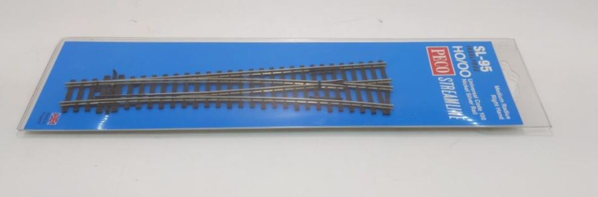 Peco SL-95 HO/OO Scale Code 100 12° Medium Radius Right Hand Switch Turnout