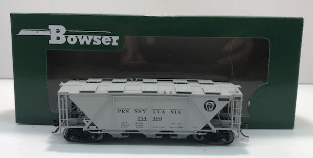 Bowser 41459 HO Pennsylvania Railroad H30 Covered Hopper, Gray #254400