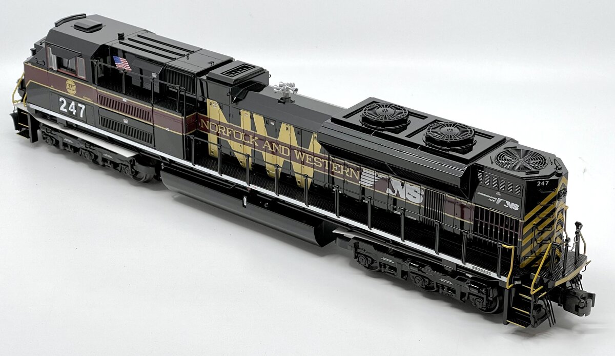 Lionel 6-28345 O N&W NS Heritage LEGACY SD70ACe Diesel Locomotive #247