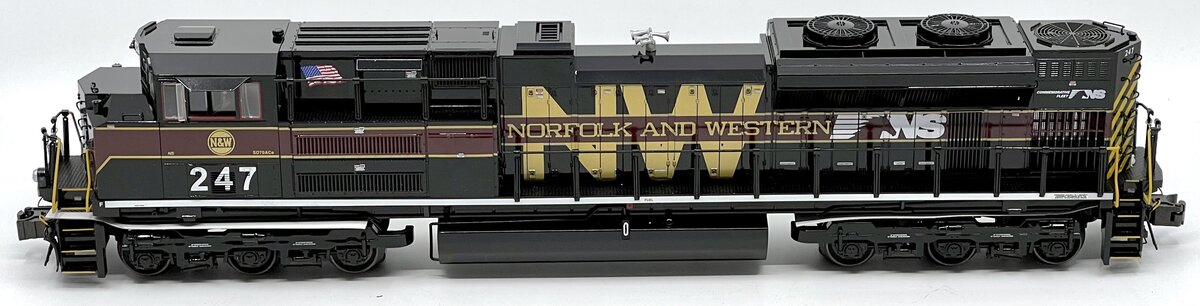Lionel 6-28345 O N&W NS Heritage LEGACY SD70ACe Diesel Locomotive #247